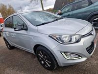 Gebraucht Hyundai i20 Edition 86 PS (63 kW) 2014 Silber Kleinwagen