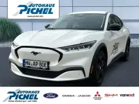 Gebraucht Ford Mustang Mach-E 197 kW (269 PS) 2024 Weiß(metallic) SUV