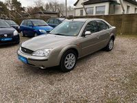 Gebraucht Ford Mondeo 125 PS (91 kW) 2003 Gold Limousine