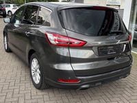 Gebraucht Ford S-MAX Titanium 239 PS (175 kW) 2018 Magnetic Van / Kleinbus