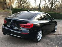 Second-hand BMW 330 Advantage 258 CP (189 kW) 2016 Berlinǎ
