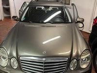 Gebraucht Mercedes E220 170 PS (125 kW) 2008 Andere farben Kombi