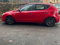 Gebraucht Hyundai i30 Edition+ 109 PS (80 kW) 2009 Rot Kleinwagen