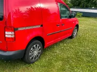Gebraucht VW Caddy 102 PS (75 kW) 2011 Rot Van / Kleinbus