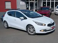 Gebraucht Kia Ceed Spirit 128 PS (94 kW) 2012 Weiß Kleinwagen