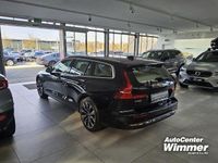 Gebraucht Volvo V60 Ultimate 250 PS (183 kW) 2022 Schwarz Kombi