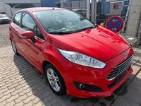 Gebraucht Ford Fiesta Titanium 80 PS (58 kW) 2014 Rot Kleinwagen