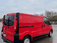 Gebraucht Renault Trafic 115 PS (84 kW) 2010 Rot Van / Kleinbus