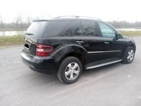 Gebraucht Mercedes ML280 190 PS (139 kW) 2006 Schwarz SUV