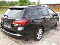 Gebraucht Opel Astra 105 PS (77 kW) 2021 Onyx schwarz (metallic) Kombi