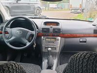 gebraucht Toyota Avensis t 25 limousine