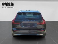 Gebraucht Volvo V60 CC Ultimate 197 PS (144 kW) 2023 Grau Kombi