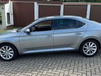 Gebraucht Skoda Superb Style 150 PS (110 kW) 2016 Grau Limousine