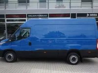 Gebraucht Iveco Daily 175 PS (128 kW) 2022 Blau Van / Kleinbus