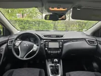 Gebraucht Nissan Qashqai 116 PS (85 kW) 2016 Weiß SUV