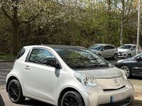 Gebraucht Toyota iQ 98 PS (72 kW) 2012 Silber Kleinwagen
