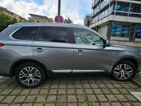 Gebraucht Mitsubishi Outlander 200 PS (147 kW) 2016 Grau SUV
