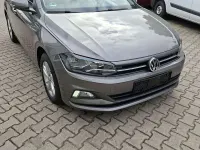 Gebraucht VW Polo Comfortline 95 PS (69 kW) 2019 Limestone grey metallic Kleinwagen