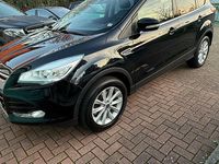 Gebraucht Ford Kuga Titanium 182 PS (133 kW) 2015 Schwarz SUV