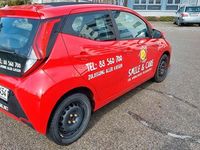 Gebraucht Toyota Aygo 72 PS (52 kW) 2019 Rot Kleinwagen