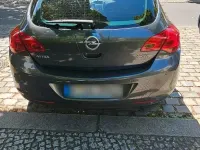 Gebraucht Opel Astra 74 PS (54 kW) 2011 Grau Kleinwagen