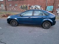 Gebraucht Ford Focus 109 PS (80 kW) 2011 Blau Limousine