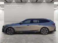 Gebraucht BMW i5 M Sport 250 kW (340 PS) 2025 Grau Kombi