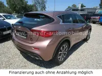 Gebraucht Infiniti Q30 335 PS (246 kW) 2017 Braun Limousine
