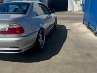 Gebraucht BMW 330 231 PS (169 kW) 2003 Silber Coupé