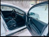 Gebraucht VW Passat 140 PS (102 kW) 2005 Silber Kombi