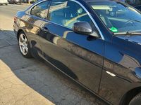 Gebraucht BMW 320 170 PS (125 kW) 2010 Blau Coupé