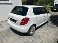 Gebraucht Skoda Fabia 69 PS (50 kW) 2014 Weiß Limousine