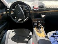 Gebraucht Mercedes E220 Avantgarde 170 PS (125 kW) 2009 Silber Limousine