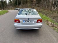 Gebraucht BMW 520 170 PS (125 kW) 2003 Silber Limousine