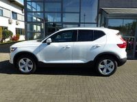 Gebraucht Volvo XC40 Core 163 PS (119 kW) 2025 Crystal white / metallic SUV