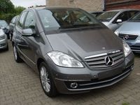 Gebraucht Mercedes A170 Elegance 116 PS (85 kW) 2009 Grau Van / Kleinbus