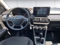 Neu Dacia Jogger Expression 101 PS (74 kW) 2025 Grau (safarigrüngrau) Van / Kleinbus