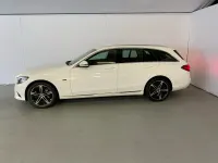 Gebraucht Mercedes C300e Exclusive 320 PS (235 kW) 2020 Unilack polarweiß Kombi