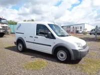 Gebraucht Ford Transit Connect 75 PS (55 kW) 2006 Weiß Van / Kleinbus