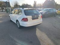 Gebraucht VW Golf V Trendline 105 PS (77 kW) 2007 Campanellaweiß Kombi
