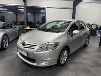 Gebraucht Toyota Auris Life+ 132 PS (97 kW) 2010 Silber Limousine
