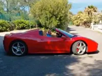 Gebraucht Ferrari 458 570 PS (419 kW) 2012 Rot Cabrio