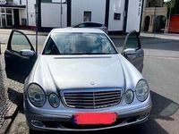 Gebraucht Mercedes E200 Elegance 163 PS (119 kW) 2003 Silber Limousine