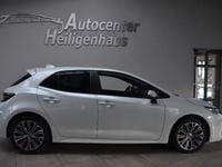 Gebraucht Toyota Corolla Hybrid Team 122 PS (89 kW) 2022 Weiß Limousine