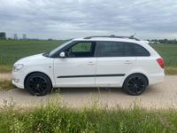 Gebraucht Skoda Fabia Ambition 105 PS (77 kW) 2012 Weiß Kleinwagen