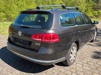 Second-hand VW Passat Exclusive 140 CP (102 kW) 2012 Maro Berlinǎ