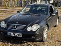 Gebraucht Mercedes C230 268 PS (197 kW) 2001 Schwarz Coupé