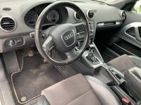 Gebraucht Audi A3 Cabriolet Ambition 105 PS (77 kW) 2011 Weiß Cabrio