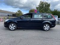 Gebraucht Ford Focus Style 125 PS (91 kW) 2010 Schwarz Kombi