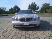Gebraucht Jaguar XJ8 258 PS (189 kW) 2004 Silber Limousine